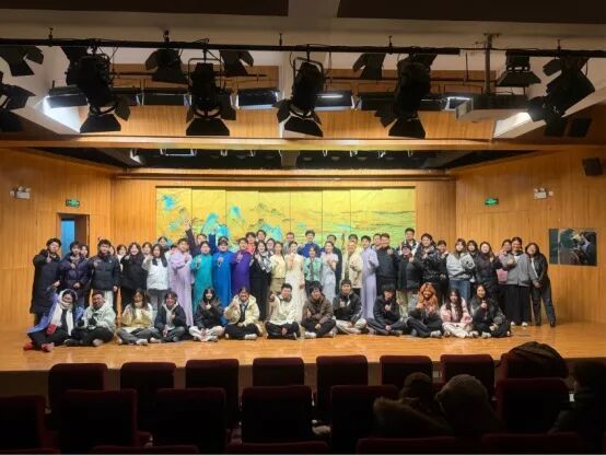 封箱不封笑·学生艺术相声社2025封箱专场